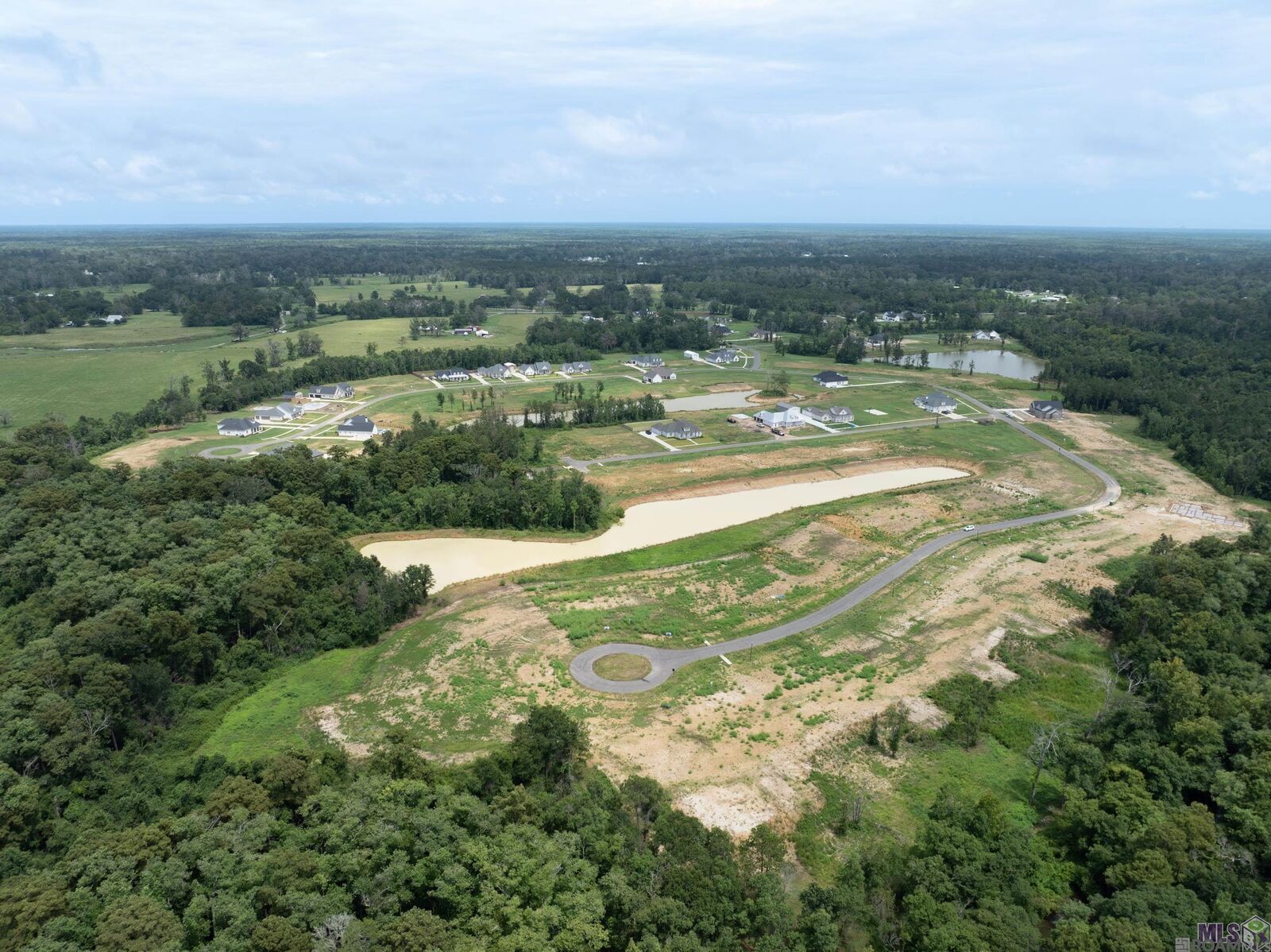 Property Photo:  16083 Leni Dr  LA 70769 