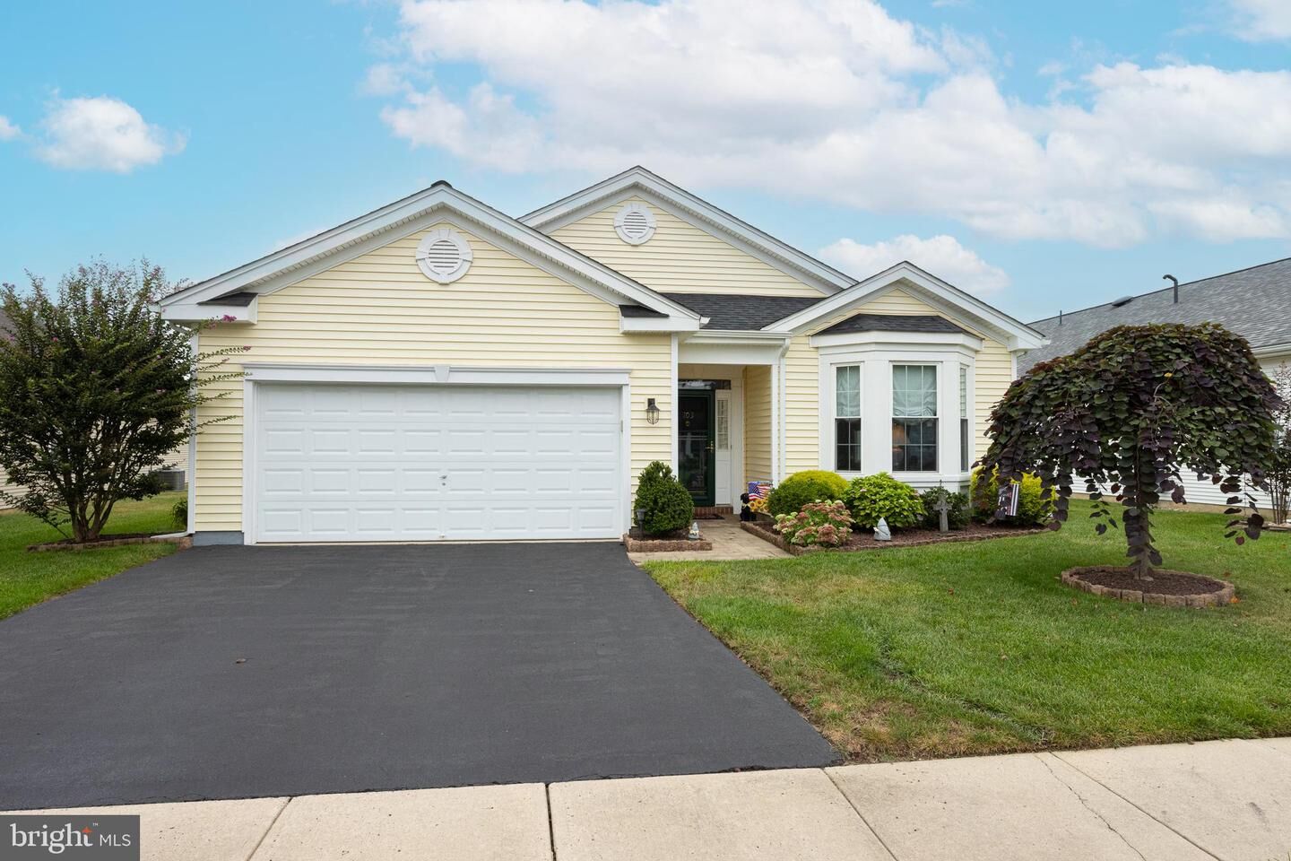 Property Photo:  103 Minuteman Circle  NJ 08501 