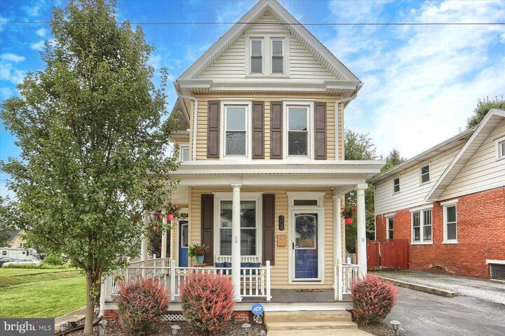 Property Photo: 304 11th Street PA 17070