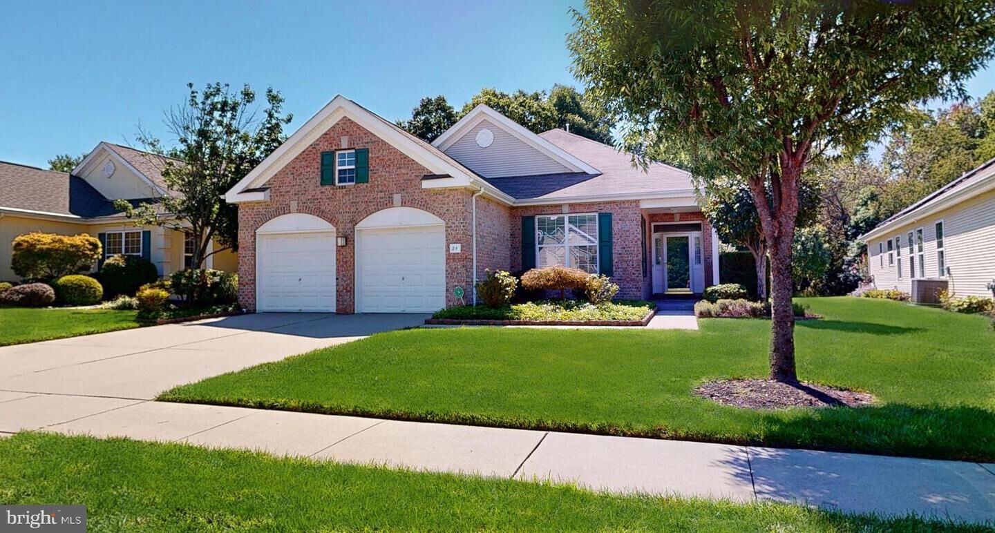 Property Photo:  24 Brighton Place  NJ 08085 