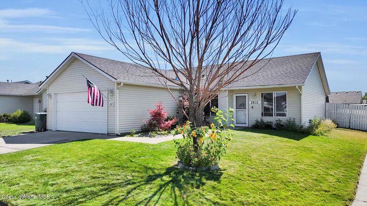 2615 E Knapp Cir  Post Falls ID 83854 photo