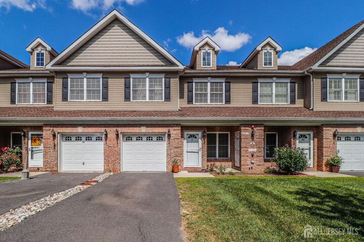 91 Morgan Way  Monroe NJ 08831 photo