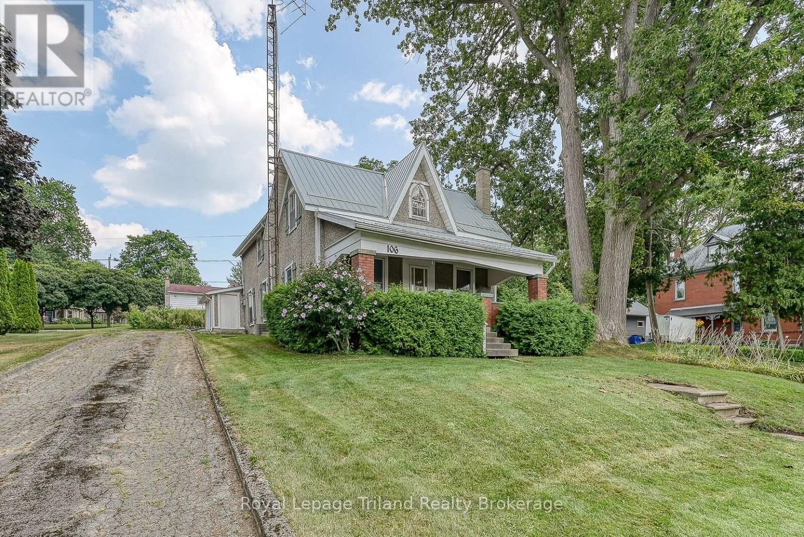 Property Photo:  106 Milton Street  ON N0M 2M0 