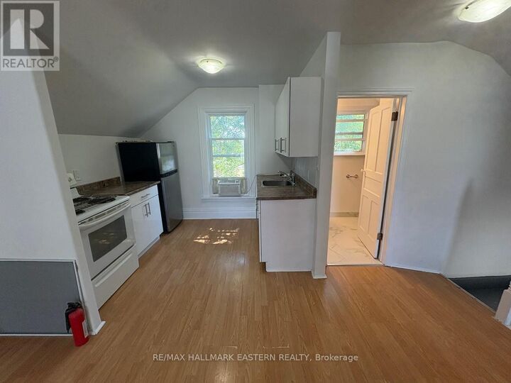 Photo de la propriété:  581 Paterson Street #2  ON K9J 4P9 