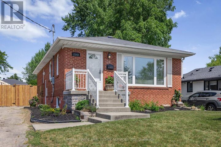 Photo de la propriété: 2143 Mountainside Drive ON L7P 1B3