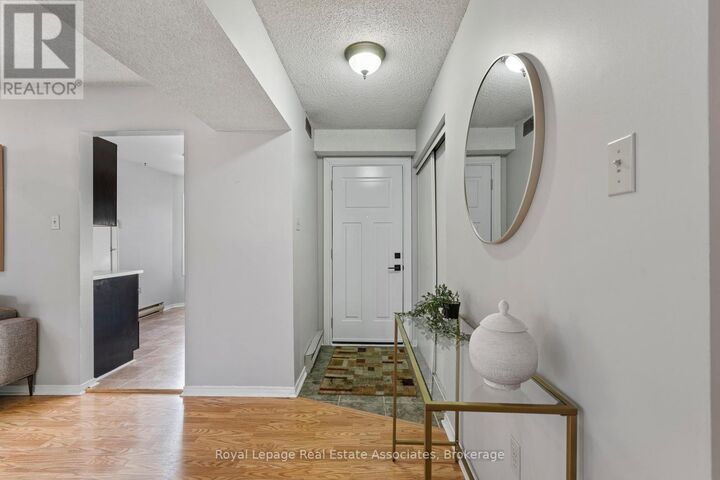 Property Photo: 119 D'Ambrosio Drive 2 ON L4N 7R7