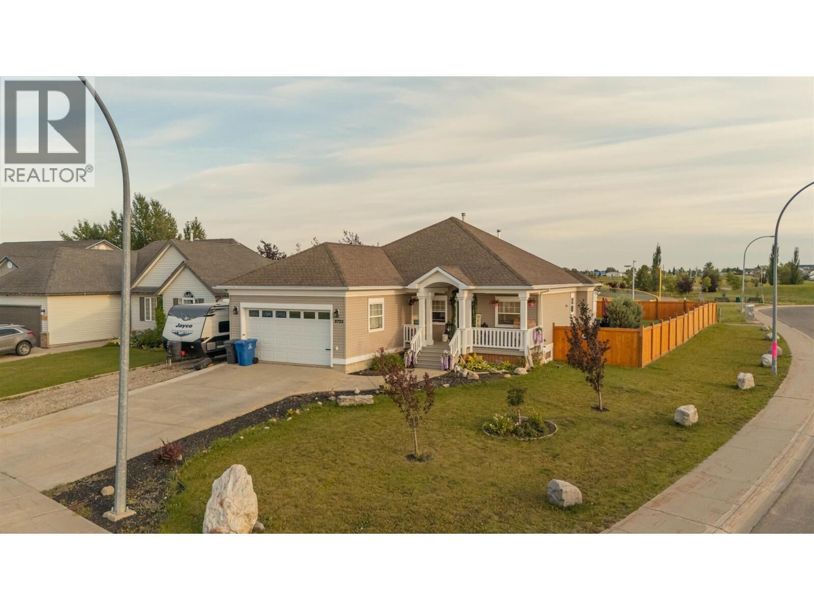 Photo de la propriété: 8723 109 Avenue BC V1J 7E6
