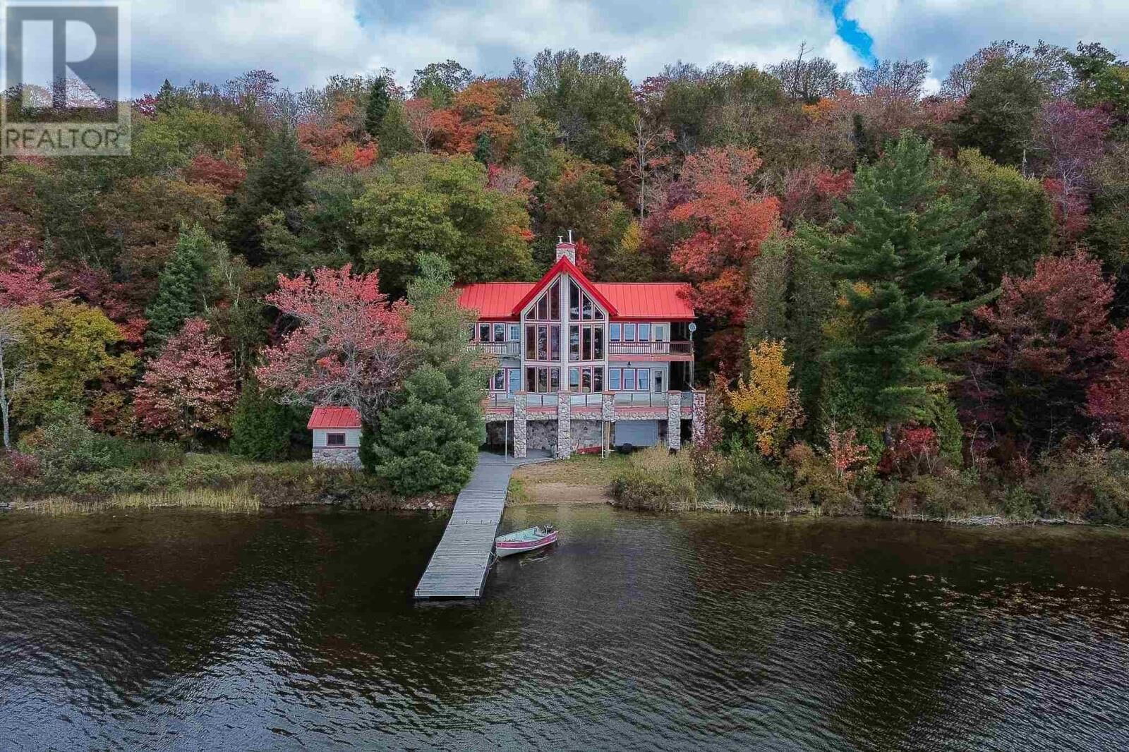 Photo de la propriété:  710 Trout Lake  ON P6A 6J8 