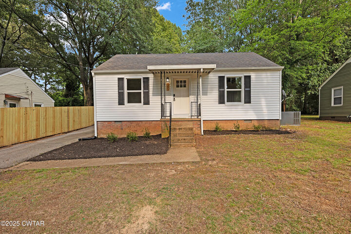 152 Summar Drive  Jackson TN 38301 photo