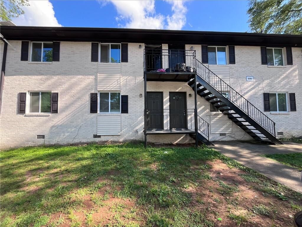 Property Photo: 1084 Jolly Avenue 11 GA 30021