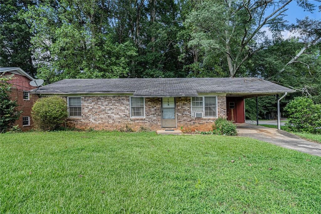 Property Photo: 158 Grant Street GA 30213
