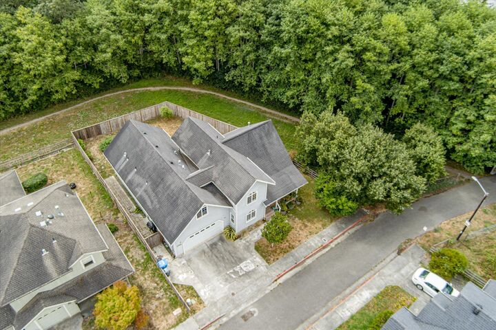 Property Photo:  2700 Meadow Creek Way  CA 95521 