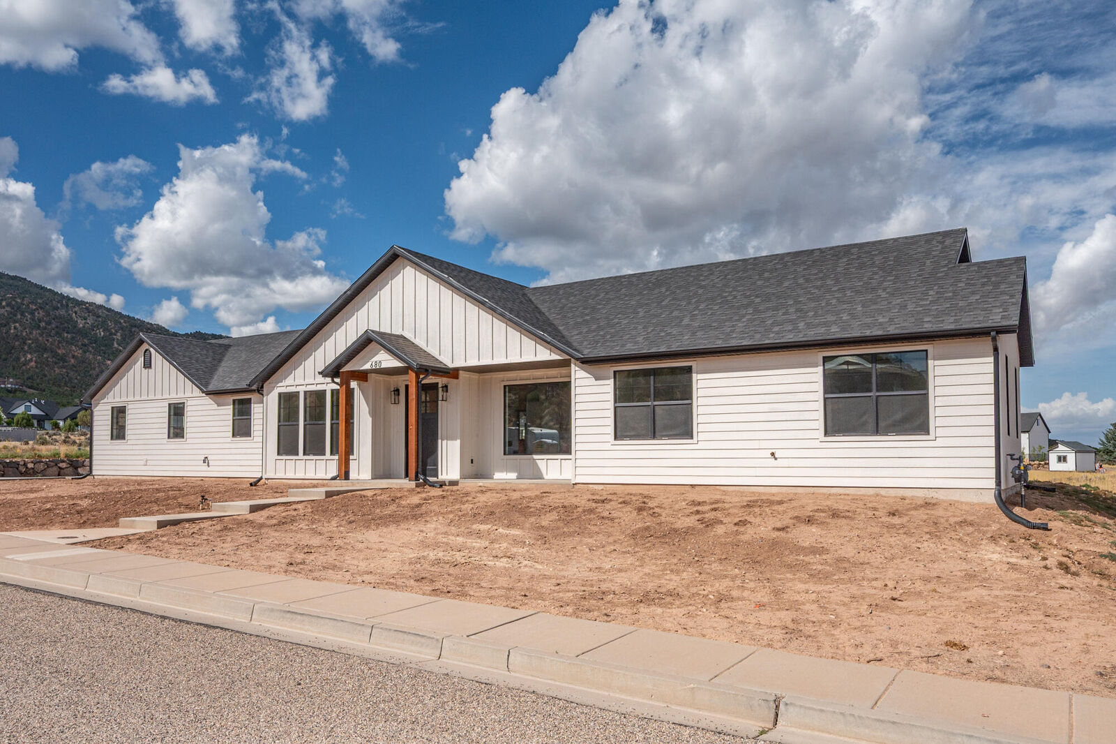 Property Photo: 680 S Heritage Hills Dr UT 84761