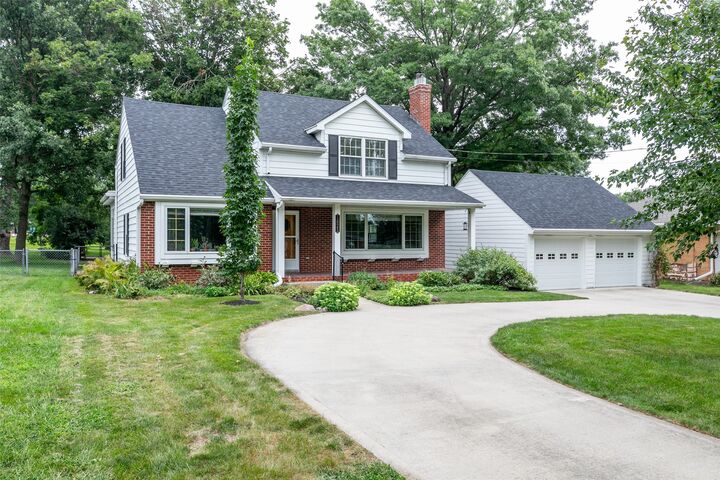 Property Photo: 1025 13th Street IA 50265