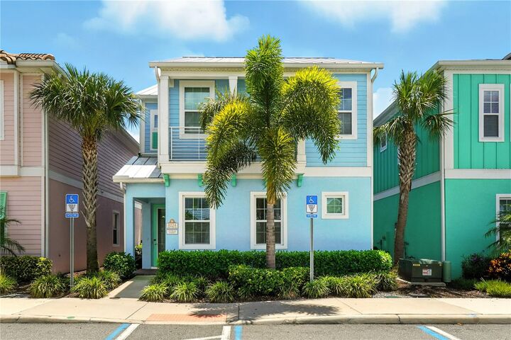 Property Photo:  8024 Sandy Toes Way  FL 34747 