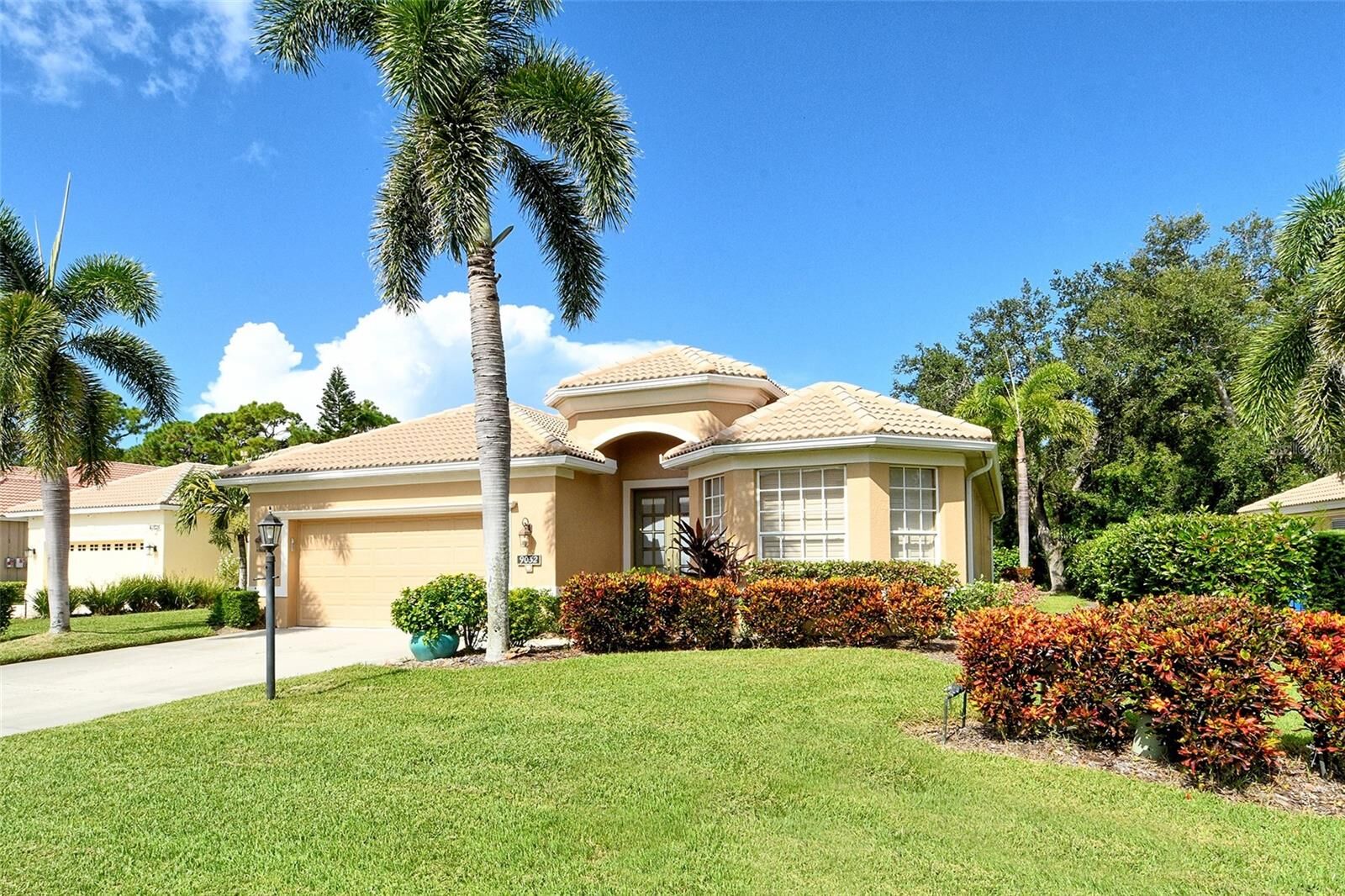 Property Photo:  9032 Willow Brook Drive  FL 34238 