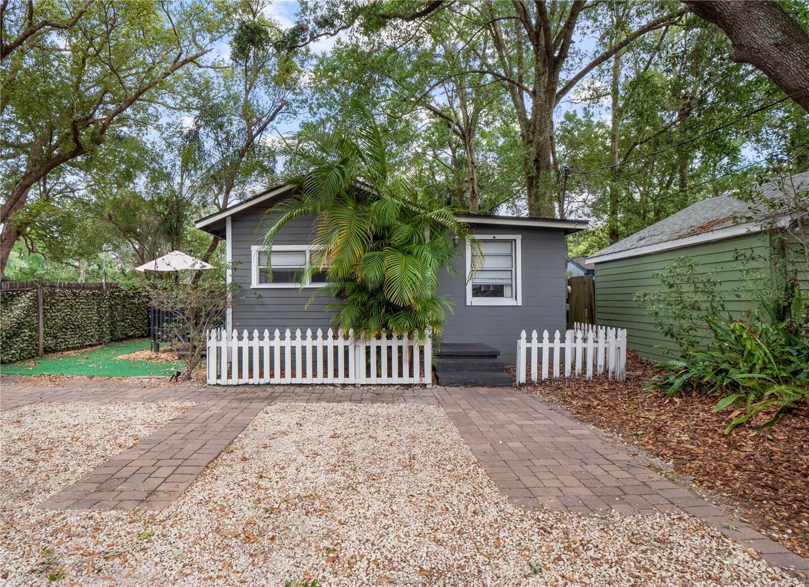 Property Photo:  1627 E Concord Street  FL 32803 
