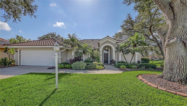 Property Photo:  1212 Whitney Drive  FL 34292 