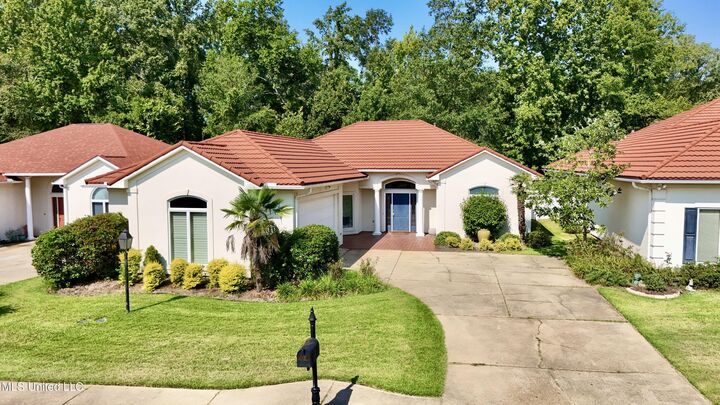Property Photo: 114 Afton Way MS 39056