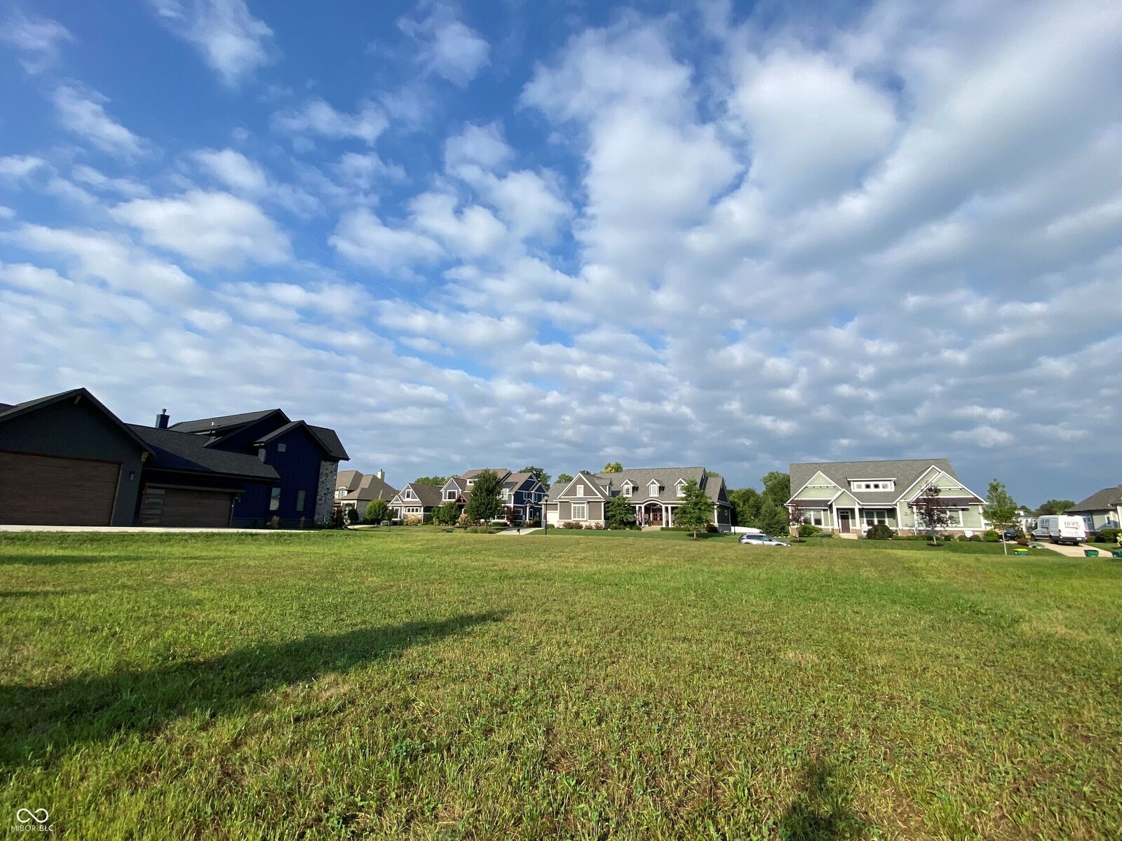 Property Photo: 374 Old Ashbury Road IN 46074