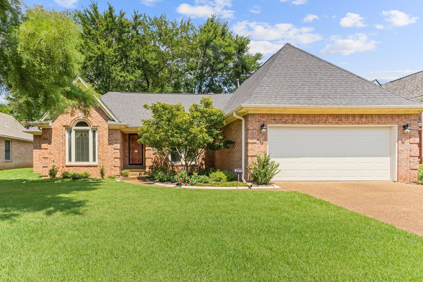 Property Photo: 7486 Apple Yard Ln TN 38016