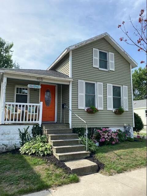 Property Photo:  416 Jackson Street  MI 49417 
