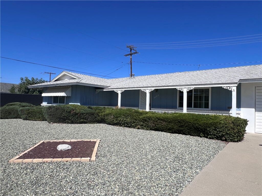 Property Photo:  28912 Murrieta Road  CA 92586 