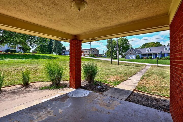 Property Photo:  3948 Thomas Drive  KY 41018 
