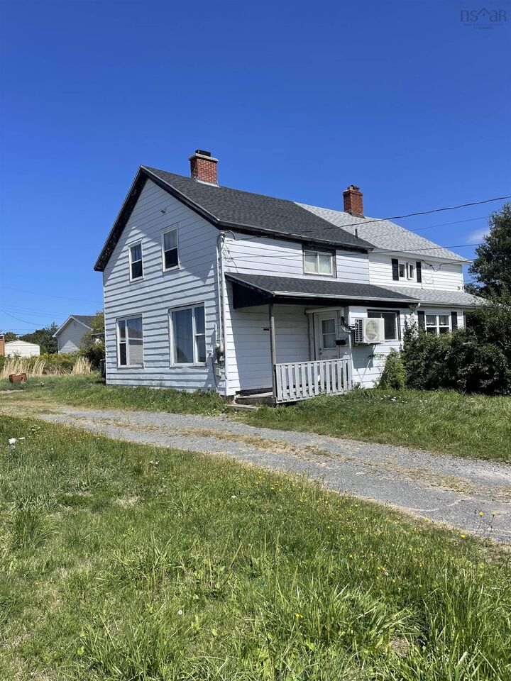 3539 Duggan Avenue  New Waterford NS B1H 5B5 photo