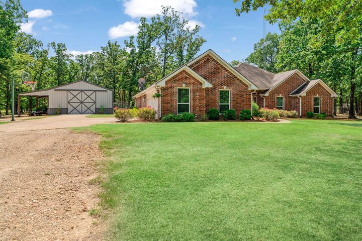 Property Photo: 320 County Road 42560 TX 75462