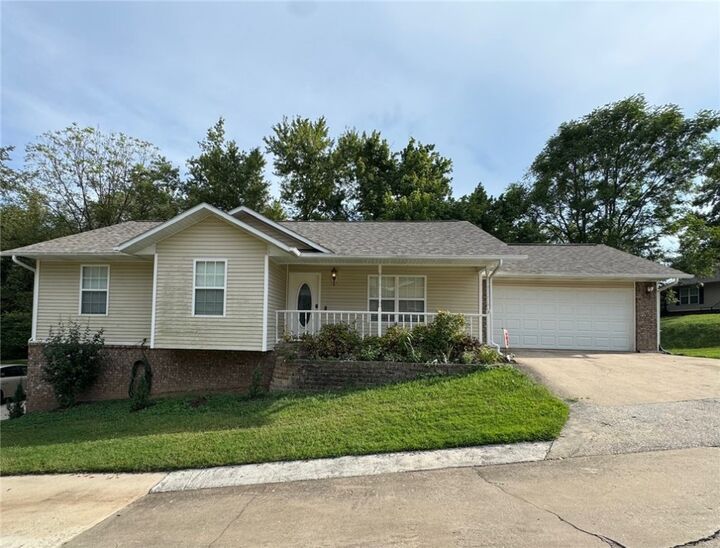 808 Parkview Drive  Harrison AR 72601 photo
