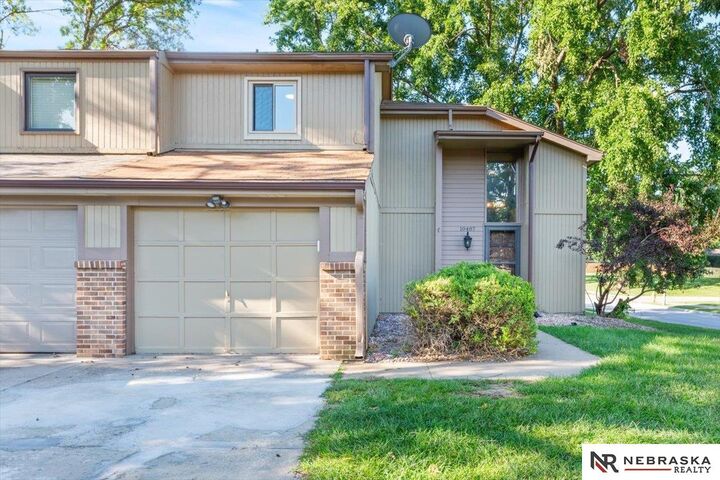10487 Lawndale Plaza  Omaha NE 68134 photo