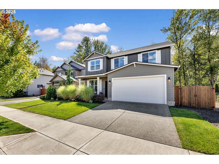 Property Photo:  16912 NE 17th Ave  WA 98642 