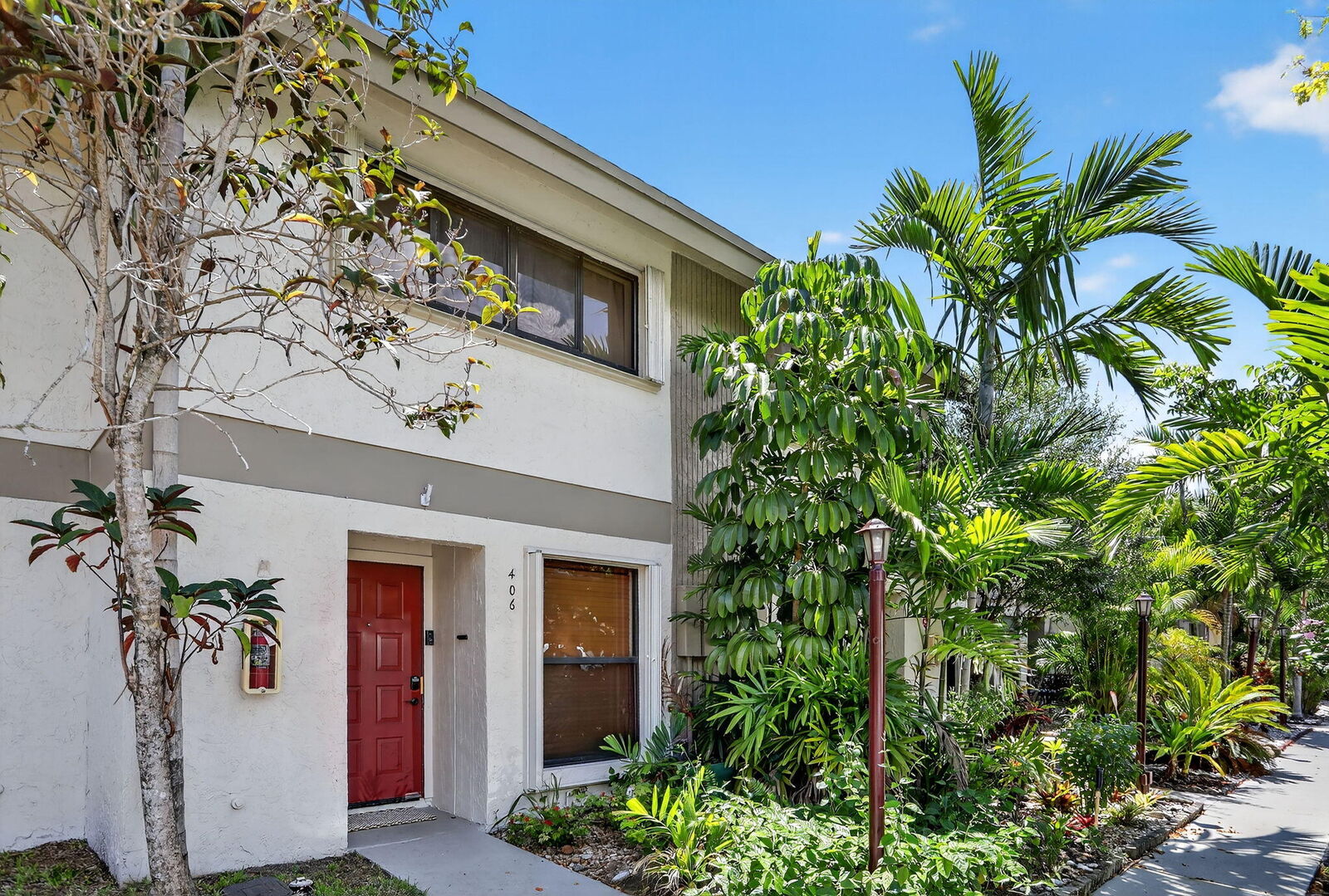 Property Photo: 3072 S Oakland Forest Drive 406 FL 33309