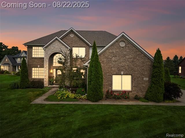 Property Photo: 637 Edinburgh Circle MI 48357