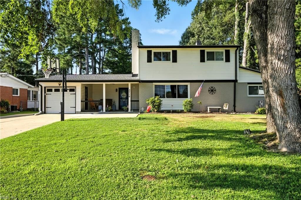 Property Photo: 3716 Edinburgh Dr VA 23452