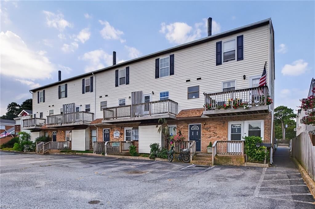 Property Photo:  245 W Ocean View Ave 205  VA 23503 