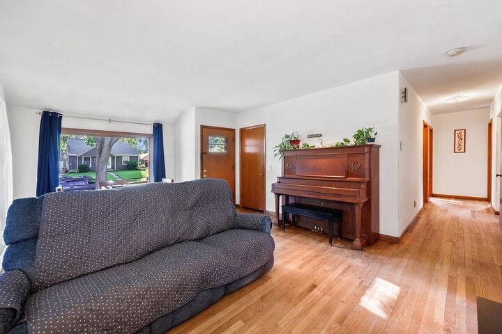 Property Photo: 3818 Johns Street WI 53714