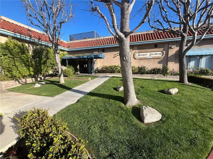24410 Crenshaw Boulevard 201  Torrance CA 90505 photo