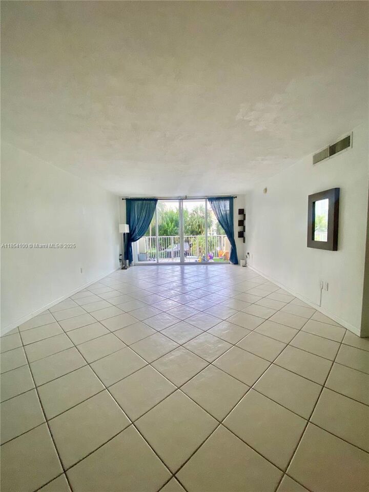 Property Photo: 10350 W Bay Harbor Dr 2L FL 33154
