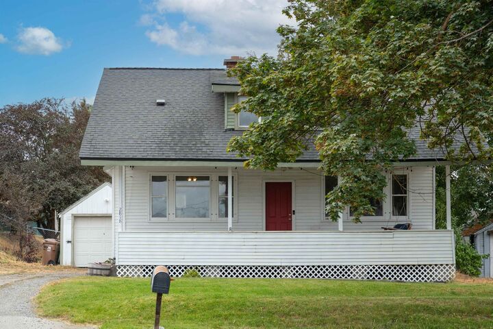 Property Photo:  2818 E 33rd Ave  WA 99223 
