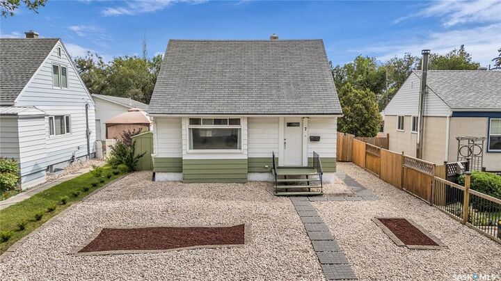 7 Sussex Crescent  Regina SK S4T 6A3 photo