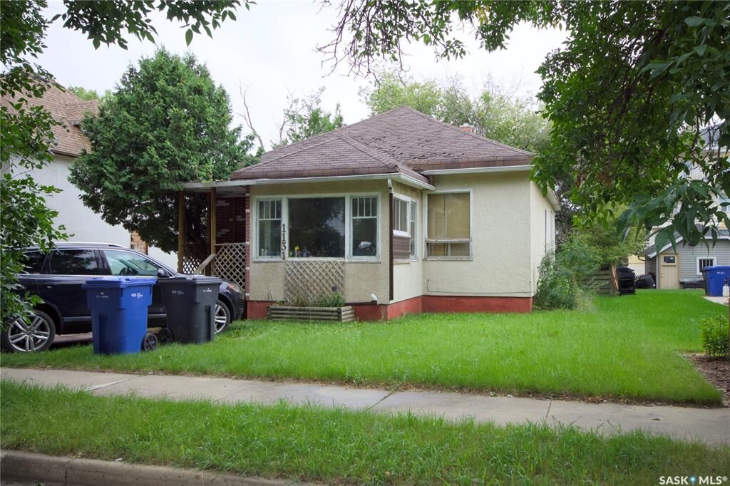 Property Photo:  1131 104th Street  SK S9A 1N5 