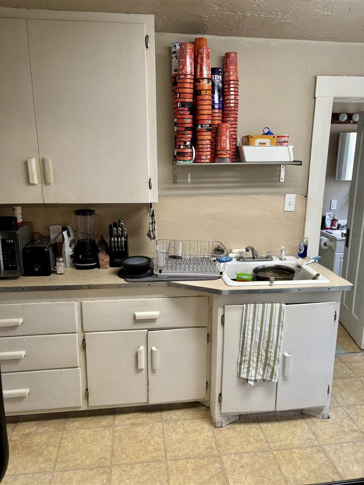 Property Photo:  413 W Maple 201 S West  OK 74074 
