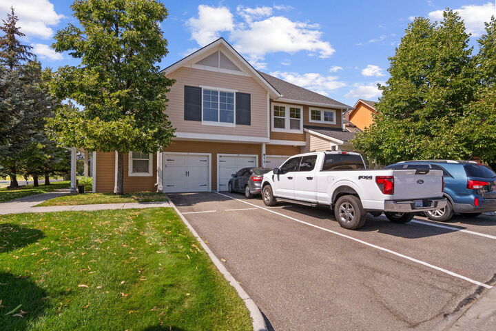 Property Photo: 811 White Cloud Lane #D ID 83333