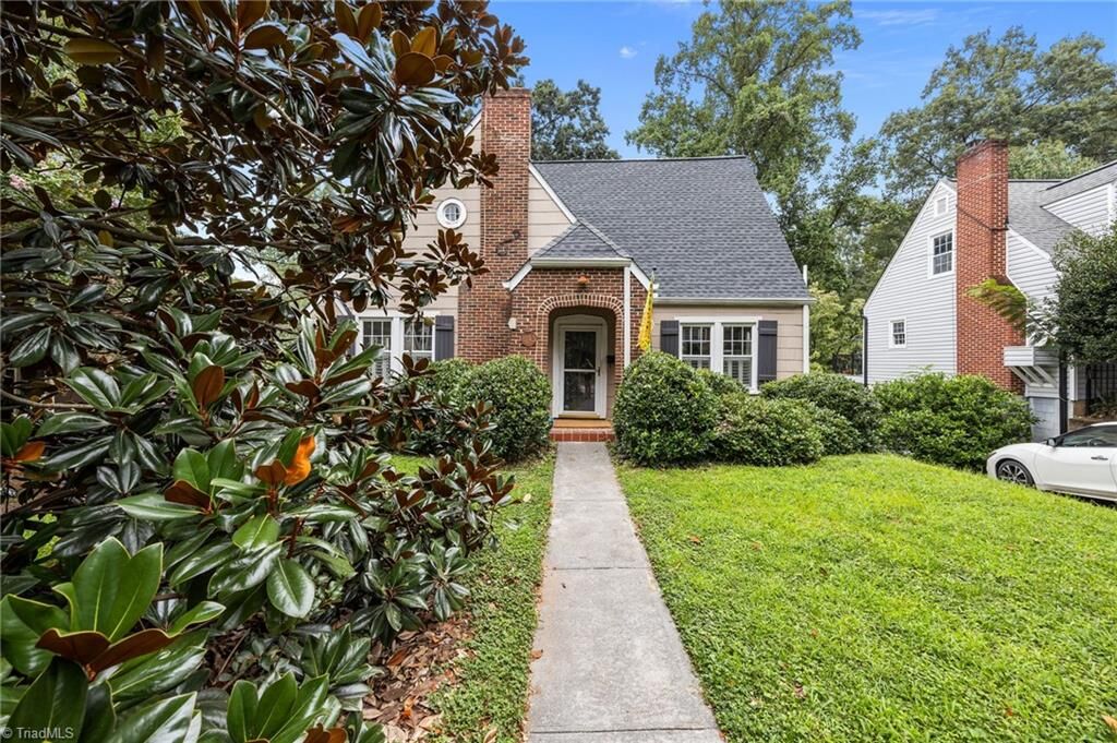 Property Photo:  1218 S Hawthorne Road  NC 27103 