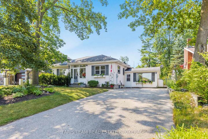 Property Photo: 302 Sunnidale Road ON L4N 5P2