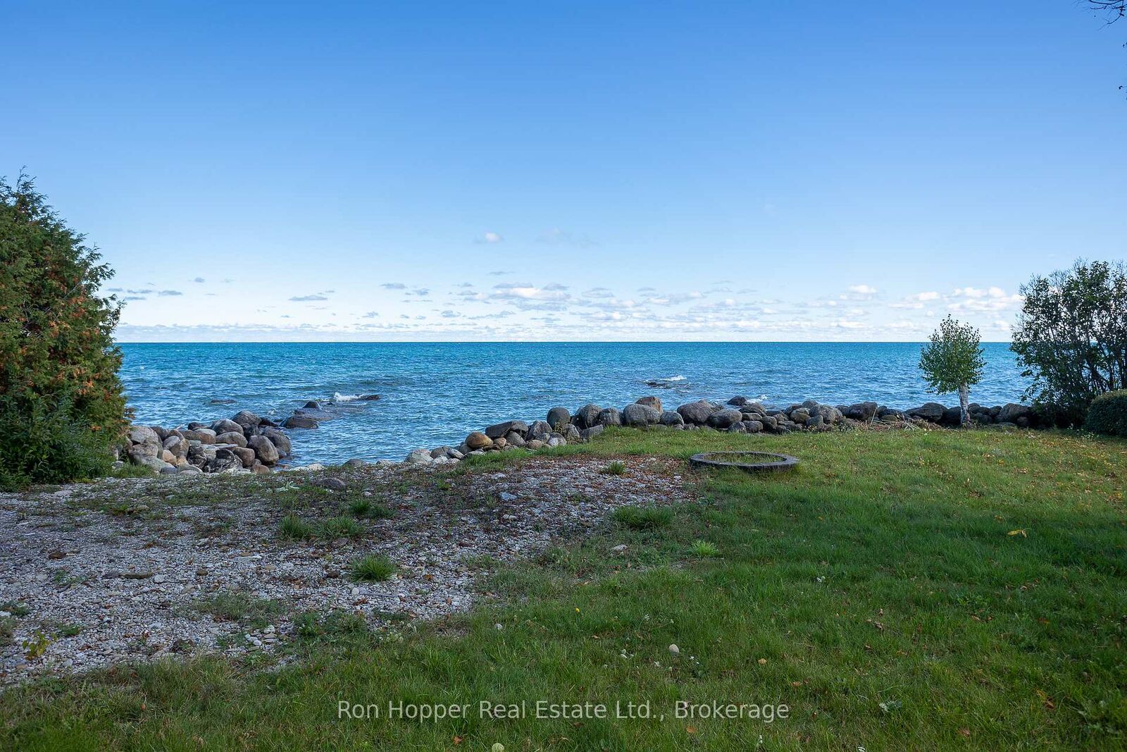 Property Photo:  223 Lakeshore Road S  ON N4L 0A7 