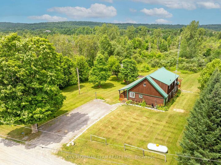 Property Photo:  552 Mitchell Road  ON K0K 3K0 