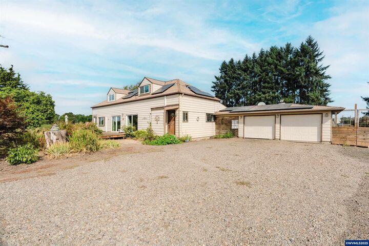 Property Photo:  33211 Dever Conner Rd  OR 97321 